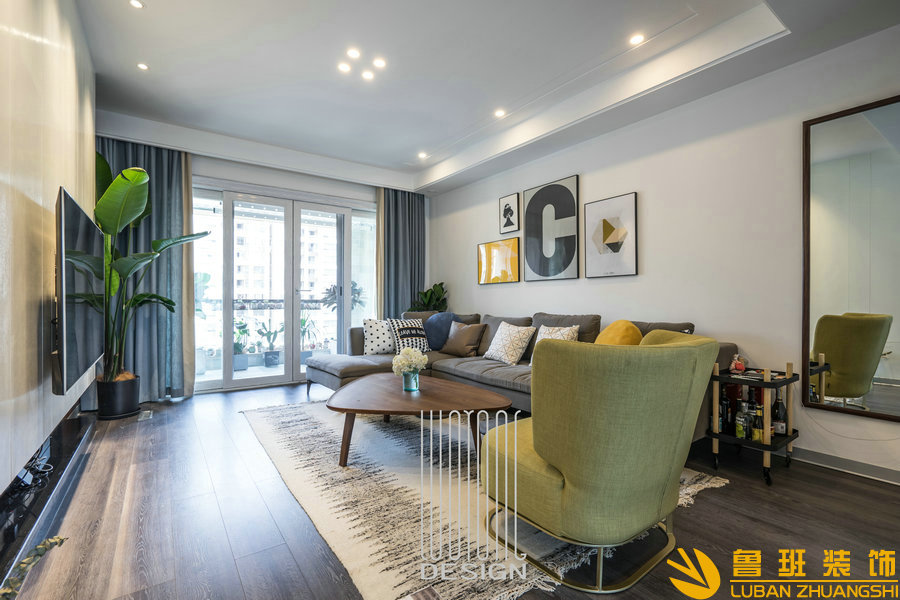 九龍倉.御園190平現(xiàn)代大平層實(shí)景客廳1