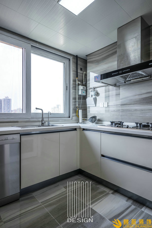 九龍倉.御園190平現(xiàn)代大平層實(shí)景廚房